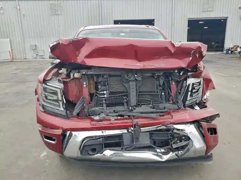 1N6AA1ED6MN501256 2021 NISSAN TITAN-4