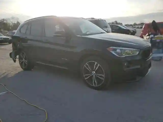 WBXHT3C31H5F72345 2017 BMW X1-3