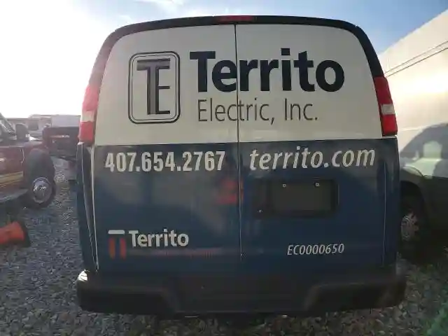 1GTW7AFP3P1120363 2023 GMC SAVANA-5