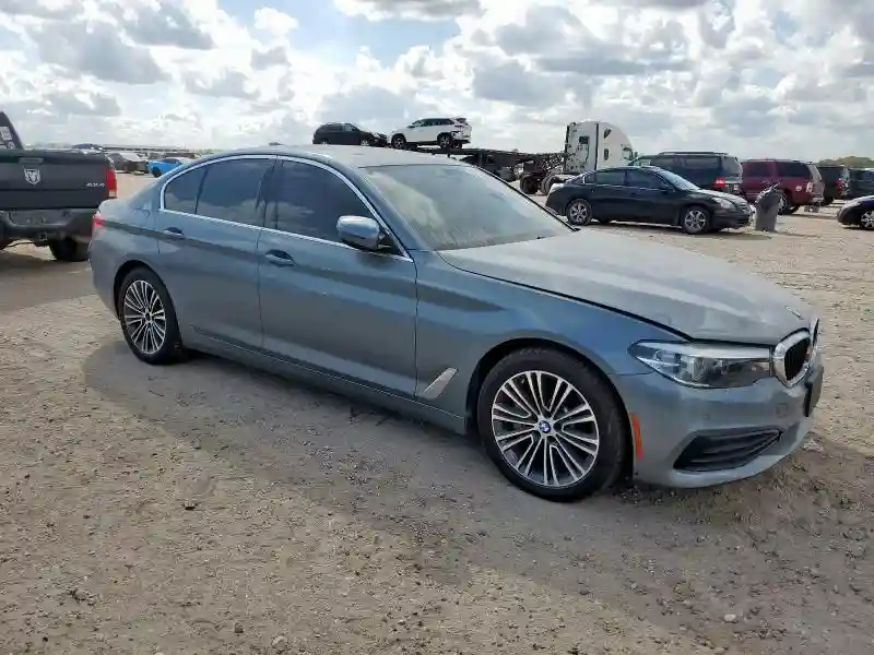 WBAJA7C55KWW49596 2019 BMW 5 SERIES-3