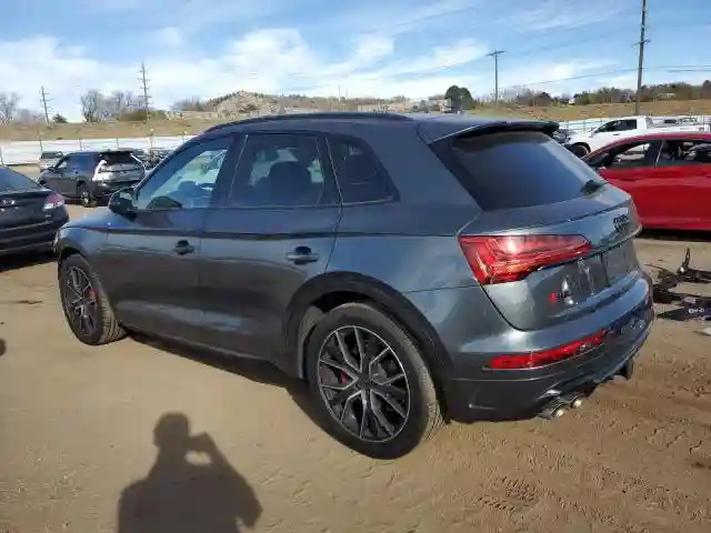 WA1B4AFY9S2053569 2025 AUDI SQ5-1