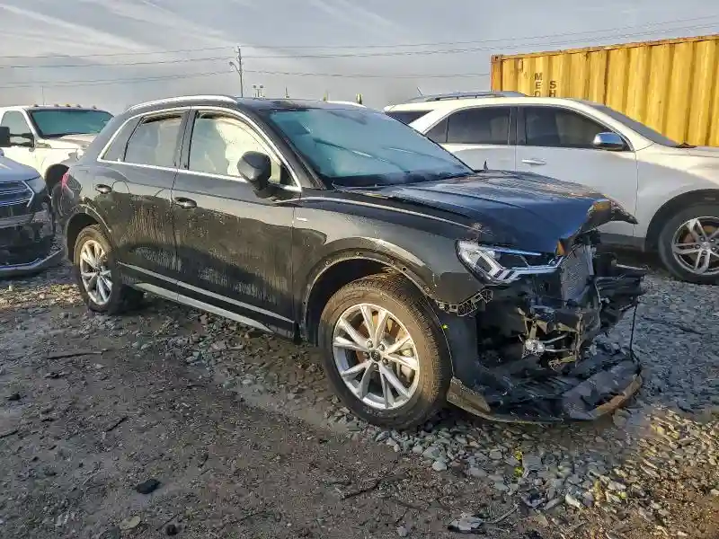 WA1DECF35R1123171 2024 AUDI Q3-3