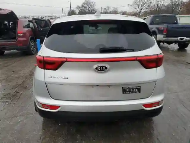 KNDPMCAC1J7408769 2018 KIA SPORTAGE-5