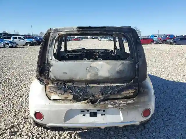 KNDJP3A53J7904266 2018 KIA SOUL-5