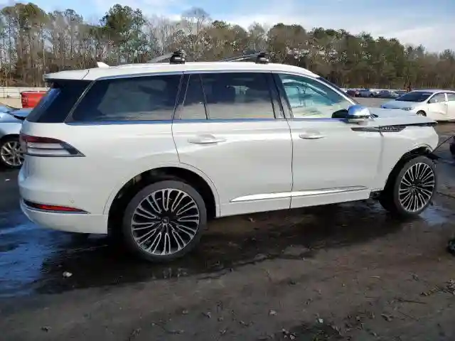 5LM5J9XC9LGL01796 2020 LINCOLN AVIATOR-2