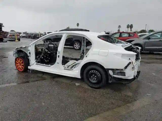 4T1G11AK3LU923972 2020 TOYOTA CAMRY-1