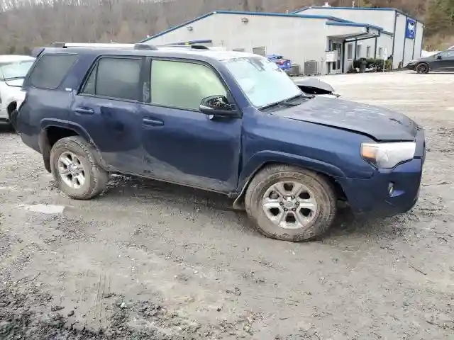 JTENU5JR4P6182101 2023 TOYOTA 4RUNNER SE-3