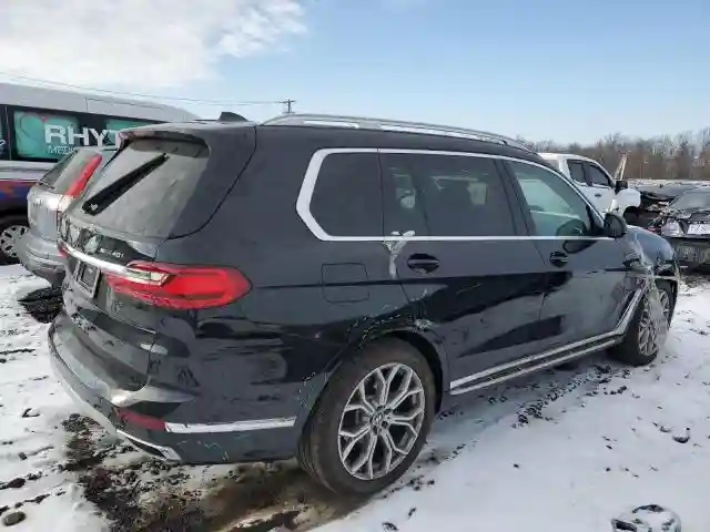 5UXCW2C03M9E87684 2021 BMW X7-2