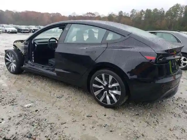5YJ3E1EA5RF748960 2024 TESLA MODEL 3-1