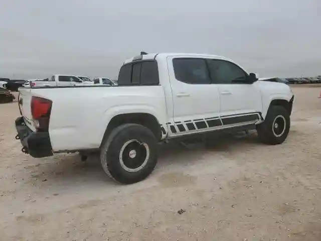 3TMCZ5AN4JM143350 2018 TOYOTA TACOMA-2