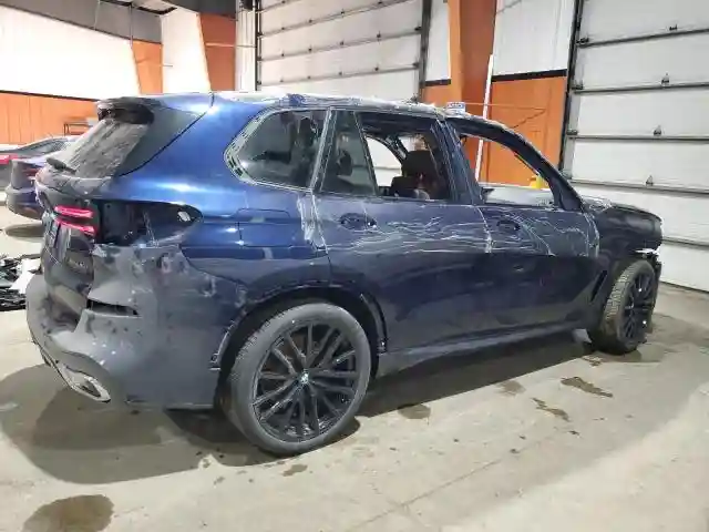 5UX23EU09R9U46078 2024 BMW X5-2