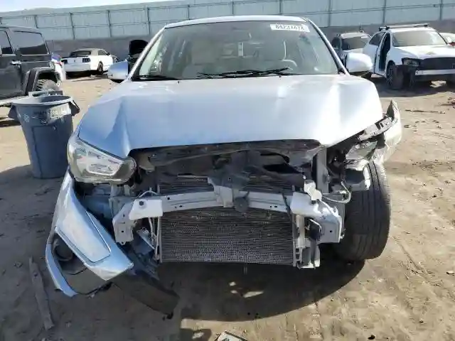 JA4AP3AU8HZ003930 2017 MITSUBISHI OUTLANDER-4