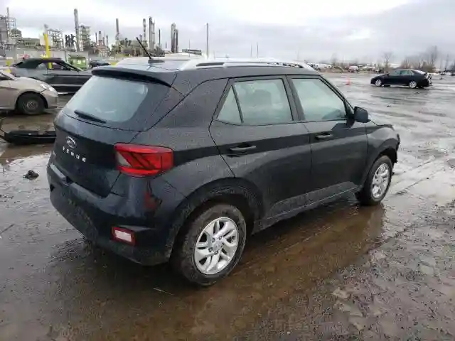 KMHRC8A36RU284306 2024 HYUNDAI VENUE-2