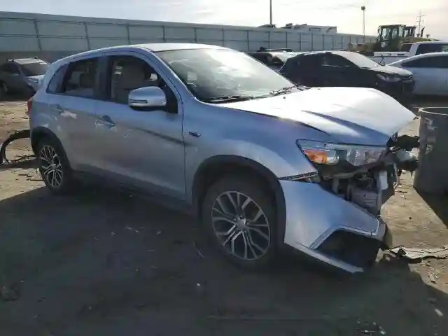 JA4AP3AU8HZ003930 2017 MITSUBISHI OUTLANDER-3