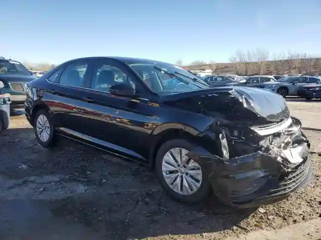 3VWCB7BU6KM213208 2019 VOLKSWAGEN JETTA-3