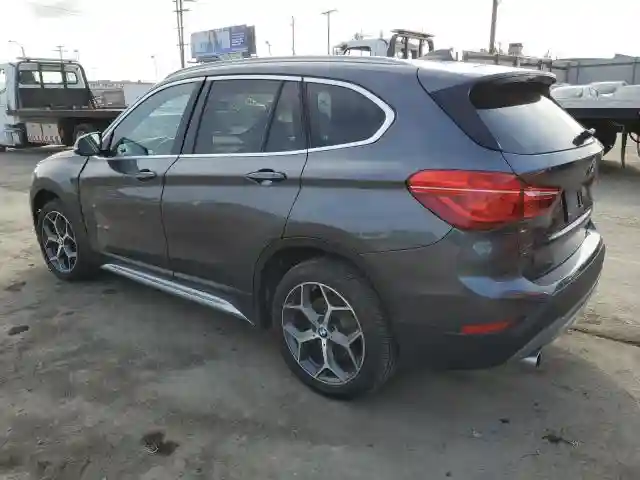 WBXHT3Z38J4A66353 2018 BMW X1-1