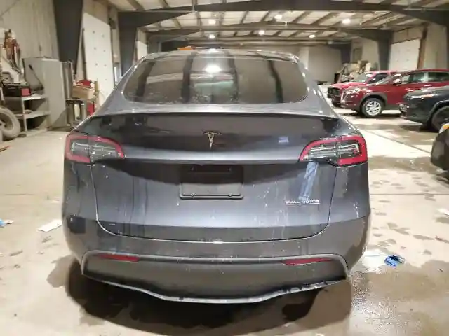 7SAYGDEF3NF444522 2022 TESLA MODEL Y-5