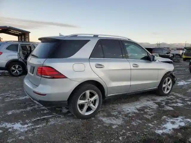 4JGDA5HB3JB106011 2018 MERCEDES-BENZ GLE-CLASS-2