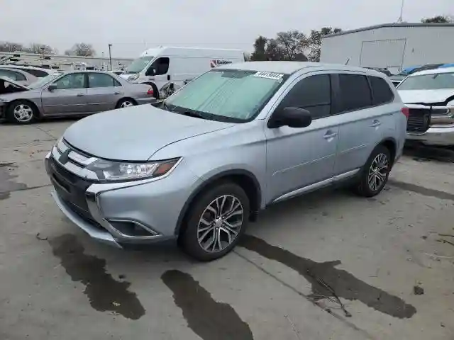 JA4AD2A31GZ018682 2016 MITSUBISHI OUTLANDER-0