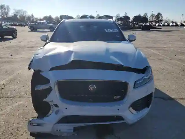 SADCM2FV4JA298472 2018 JAGUAR F-PACE-4