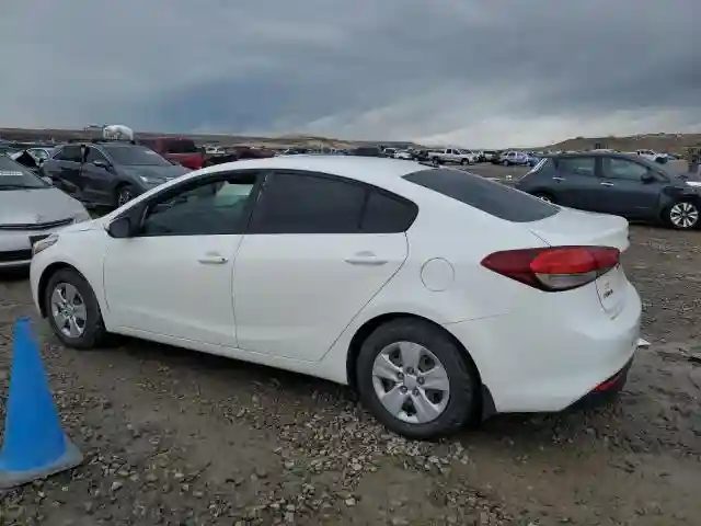 3KPFK4A78JE206313 2018 KIA FORTE-1
