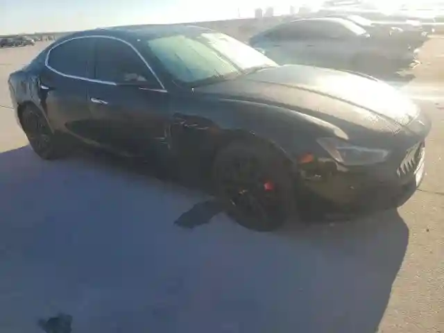ZAM57XSS4K1311304 2019 MASERATI ALL MODELS-3