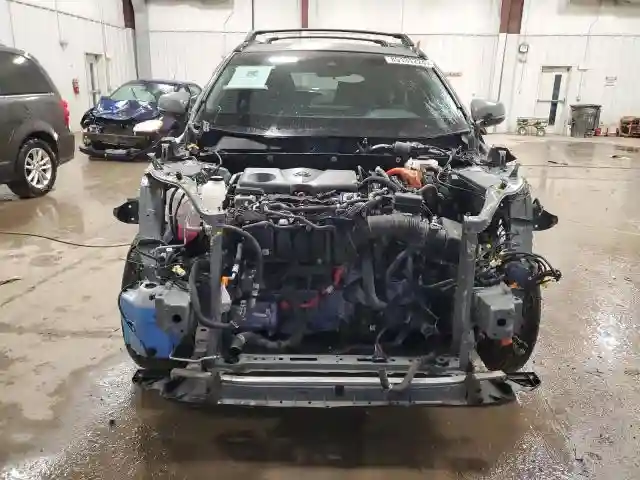 2T3RWRFV3MW114637 2021 TOYOTA RAV4-4