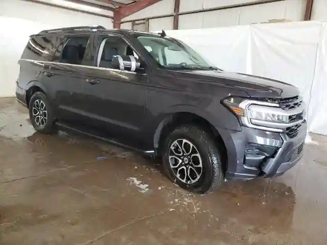 1FMJU1H8XREA54264 2024 FORD EXPEDITION-3