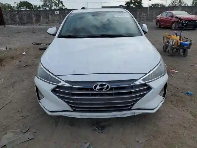 5NPD84LF8KH437123 2019 HYUNDAI ELANTRA-4