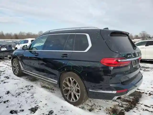 5UXCW2C03M9E87684 2021 BMW X7-1