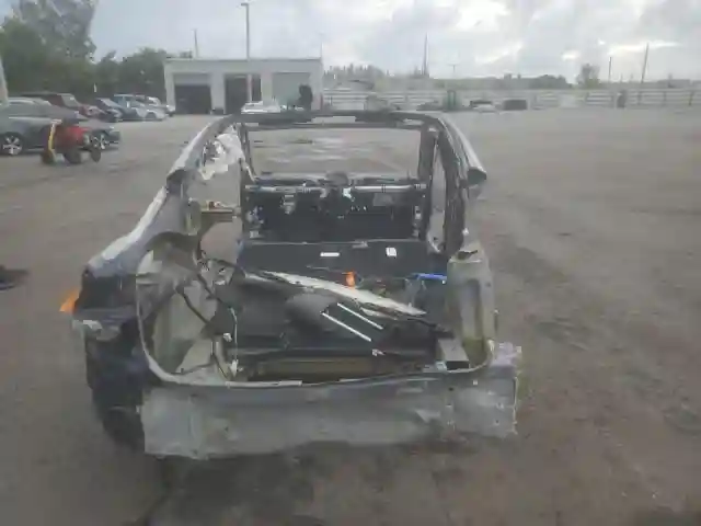 5YJ3E1EA0PF451642 2023 TESLA MODEL 3-5