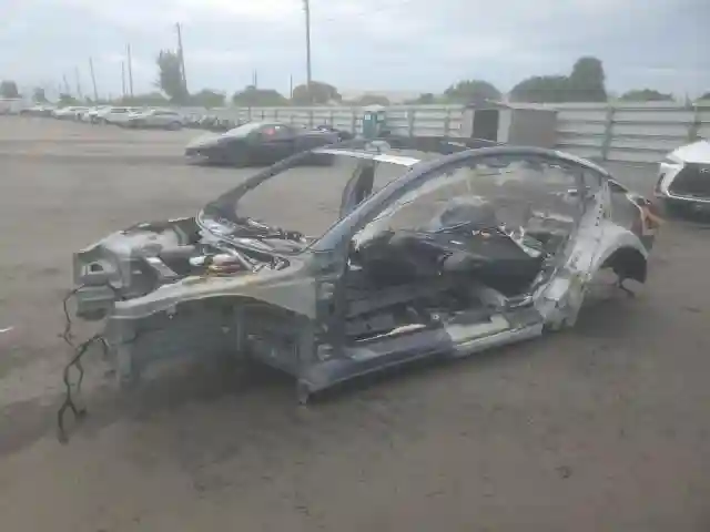5YJ3E1EA0PF451642 2023 TESLA MODEL 3-0