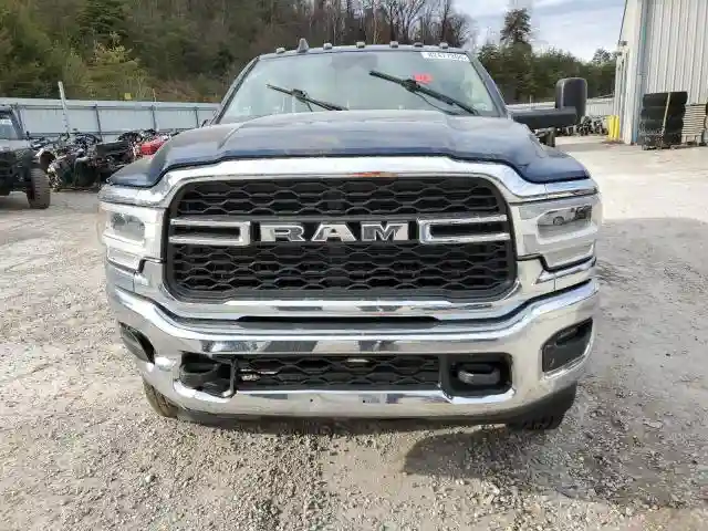 3C6UR5CJ0KG642121 2019 RAM 2500-4
