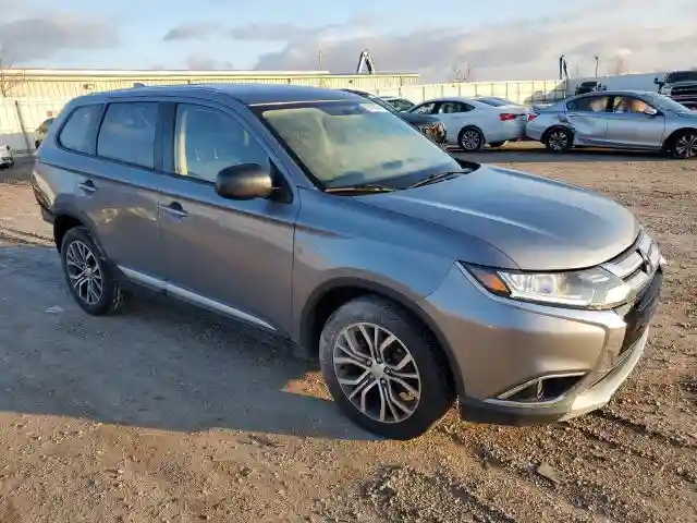 JA4AZ3A32JJ005355 2018 MITSUBISHI OUTLANDER-3
