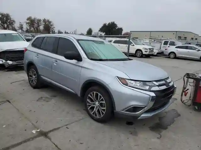 JA4AD2A31GZ018682 2016 MITSUBISHI OUTLANDER-3