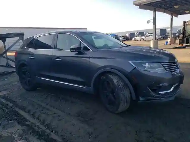 2LMPJ8LR6JBL23571 2018 LINCOLN MKX-3