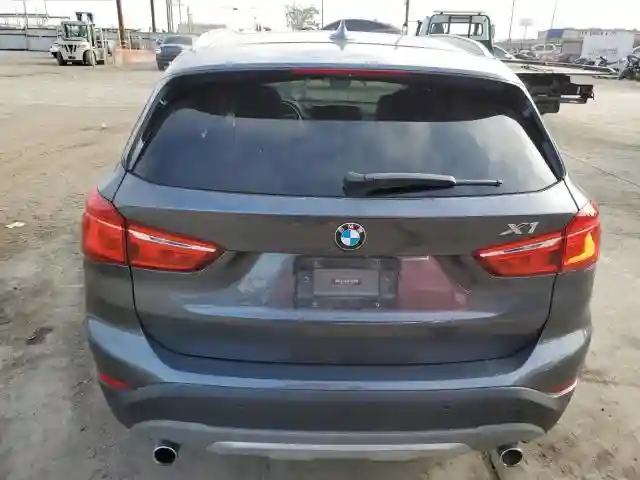 WBXHT3Z38J4A66353 2018 BMW X1-5