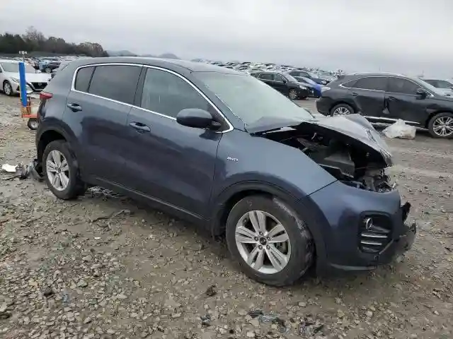 KNDPMCAC9J7346926 2018 KIA SPORTAGE-3