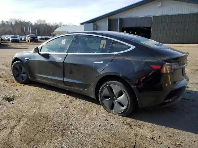 5YJ3E1EA5KF323518 2019 TESLA MODEL 3-1