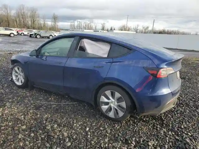 7SAYGAEE7PF824973 2023 TESLA MODEL Y-1