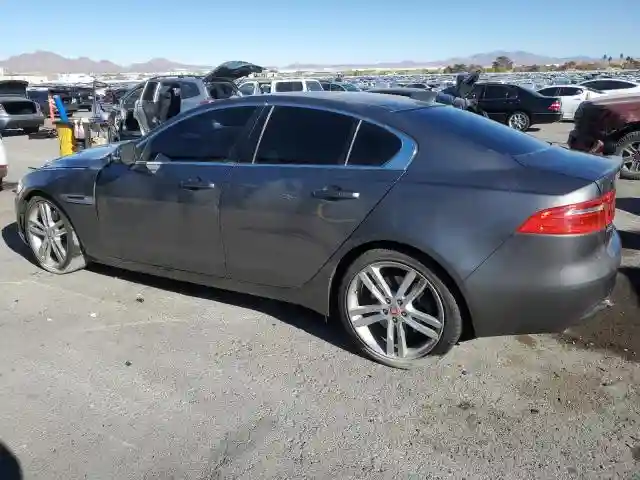 SAJAE4BVXHA968555 2017 JAGUAR XE-1