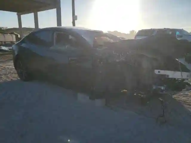5YJ3E1EA1PF427088 2023 TESLA MODEL 3-3
