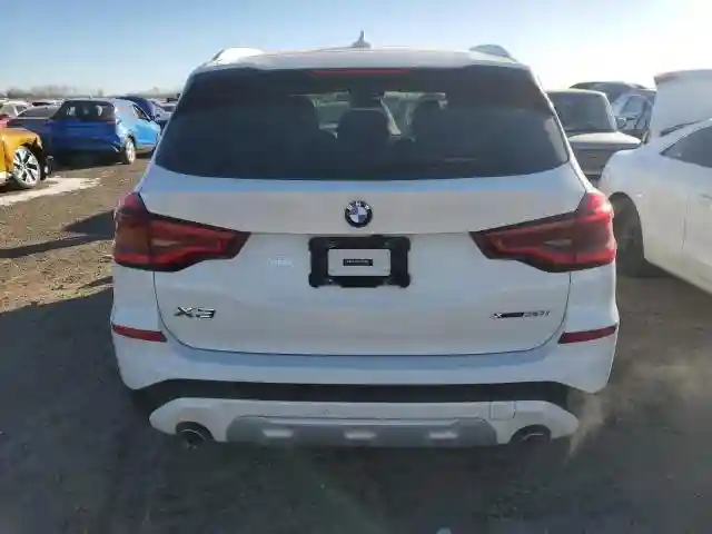 5UXTR9C54KLR03783 2019 BMW X3-5