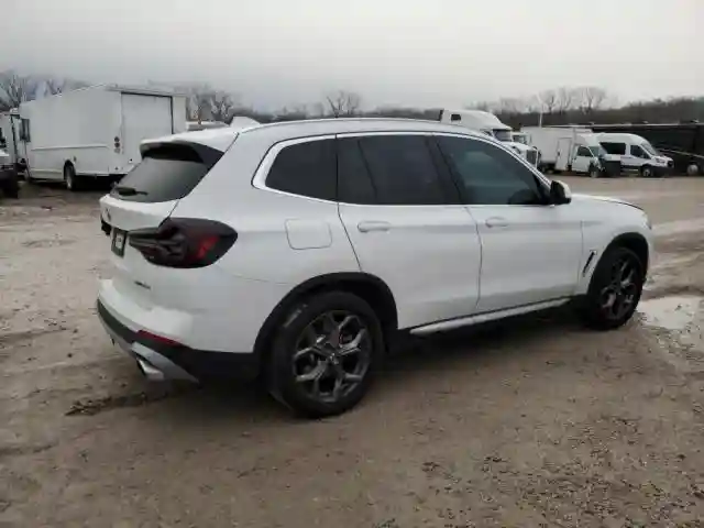 5UX53DP05N9L24279 2022 BMW X3-2