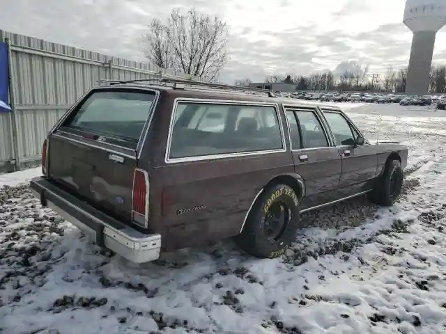 2FABP77F8KX129671 1989 FORD CROWN VIC-2