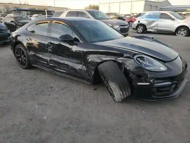 WP0AJ2A73PL100692 2023 PORSCHE PANAMERA-3