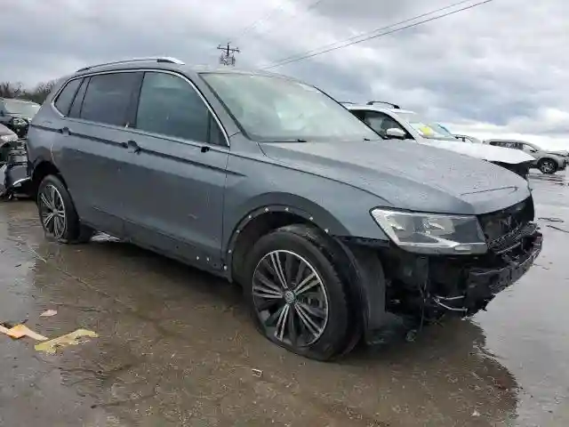 3VV2B7AX6KM021492 2019 VOLKSWAGEN TIGUAN-3