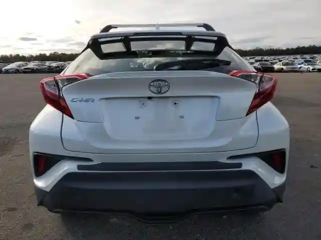 JTNKHMBXXK1040615 2019 TOYOTA C-HR-5