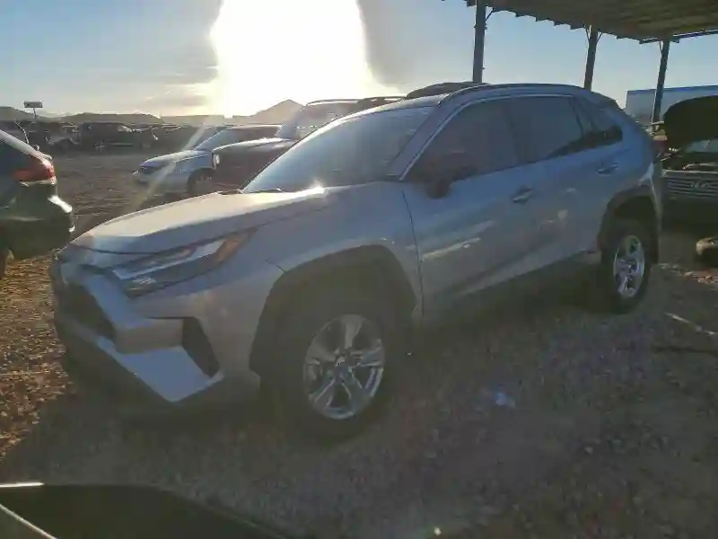 2T3LWRFV0RW235431 2024 TOYOTA RAV4-0