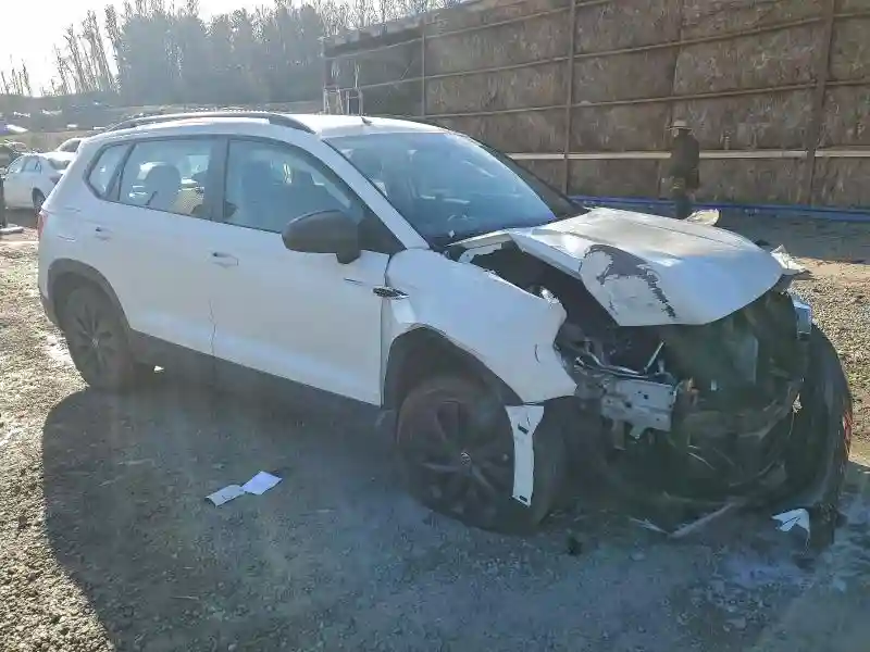 3VVAX7B21NM016947 2022 VOLKSWAGEN TAOS S-3
